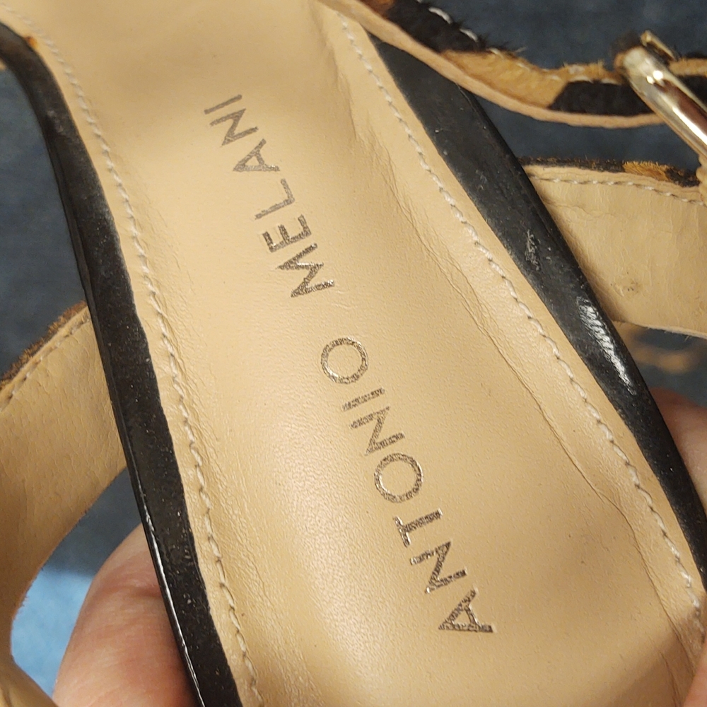 *DONATED 11/1/23* GUC Antonio Melani Heels Size 6.5 - Picture 6 of 10